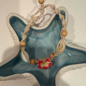 Hawaiian flower/hibiscus rope bracelet